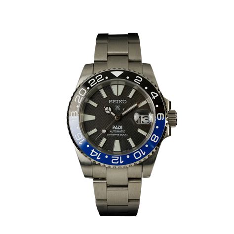 huizen watches review